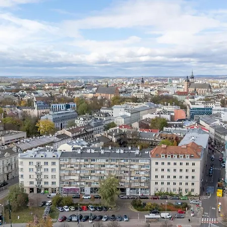 Grzegorzki Deluxe By Bookinghost